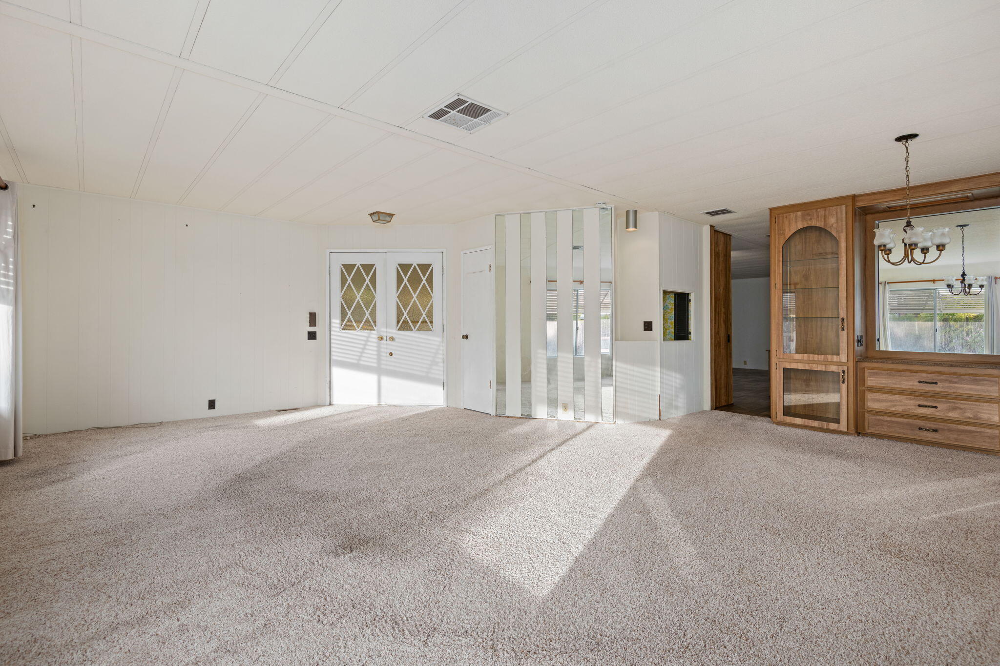 3950 Via Real Spc 103