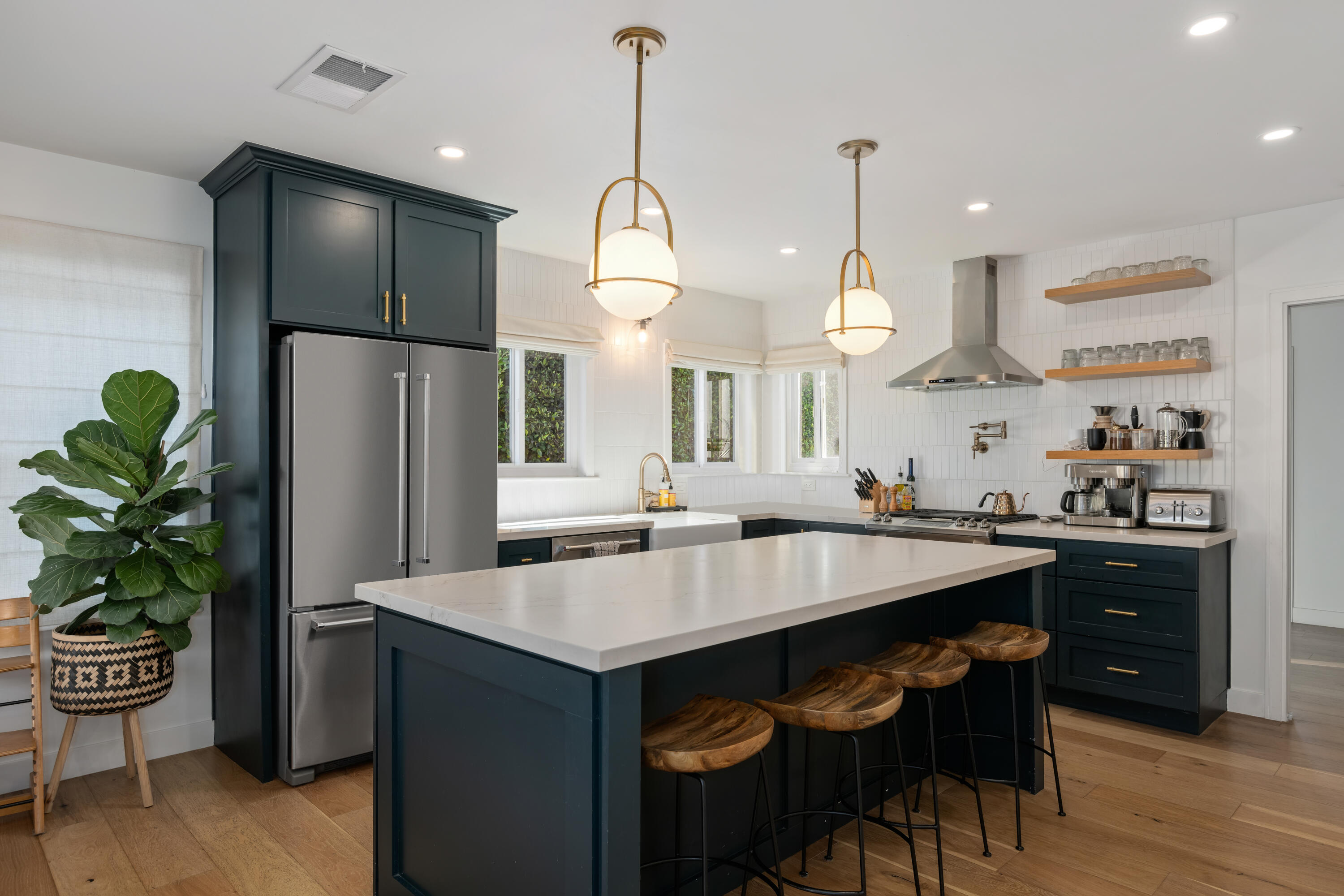 1625 Mountain Avenue