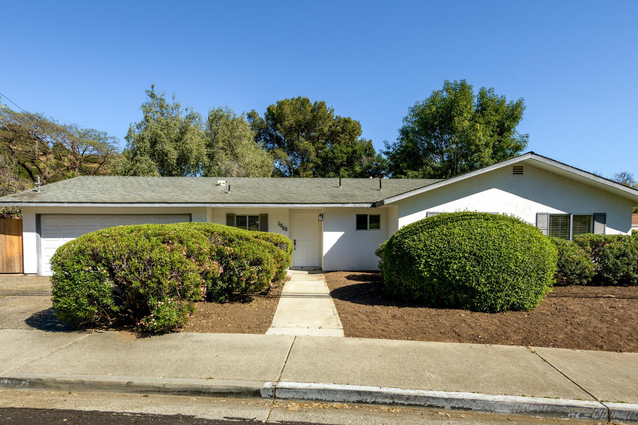 1062 N San Marcos Road