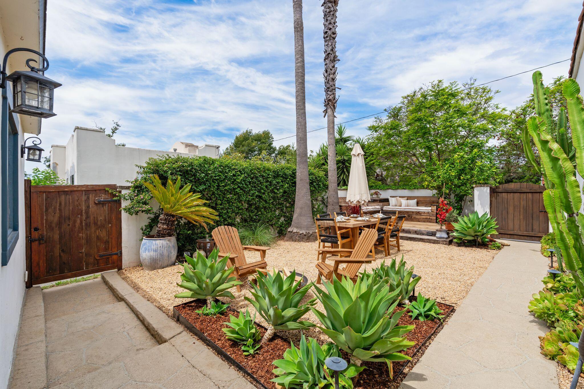 209 W Constance Avenue