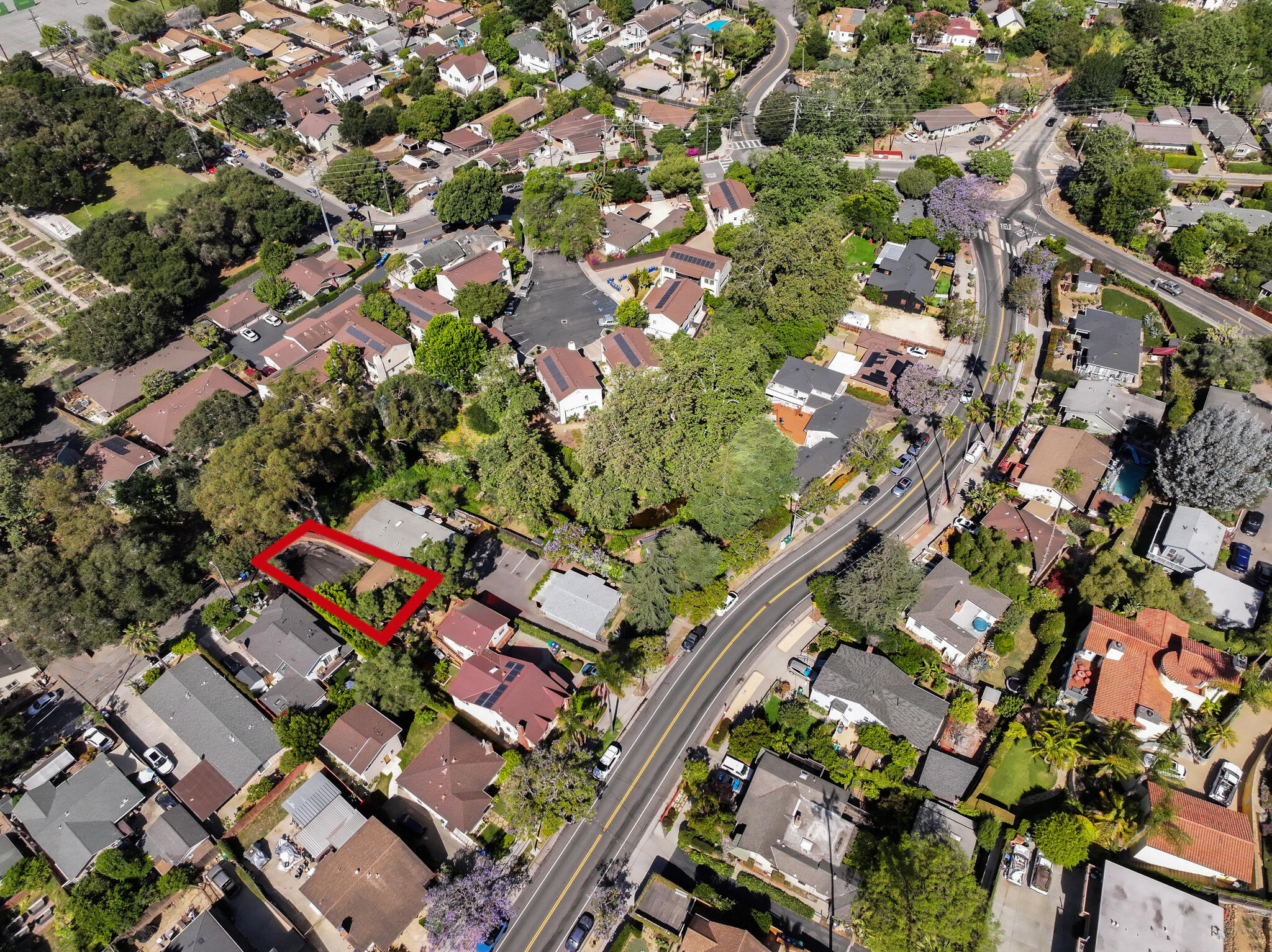 124 Citrus Avenue