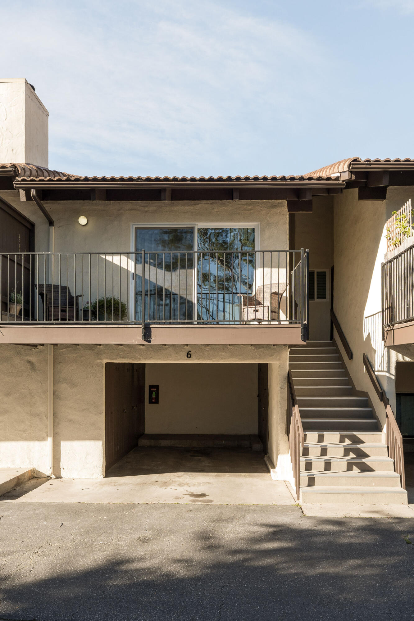 864 Highland Drive 6