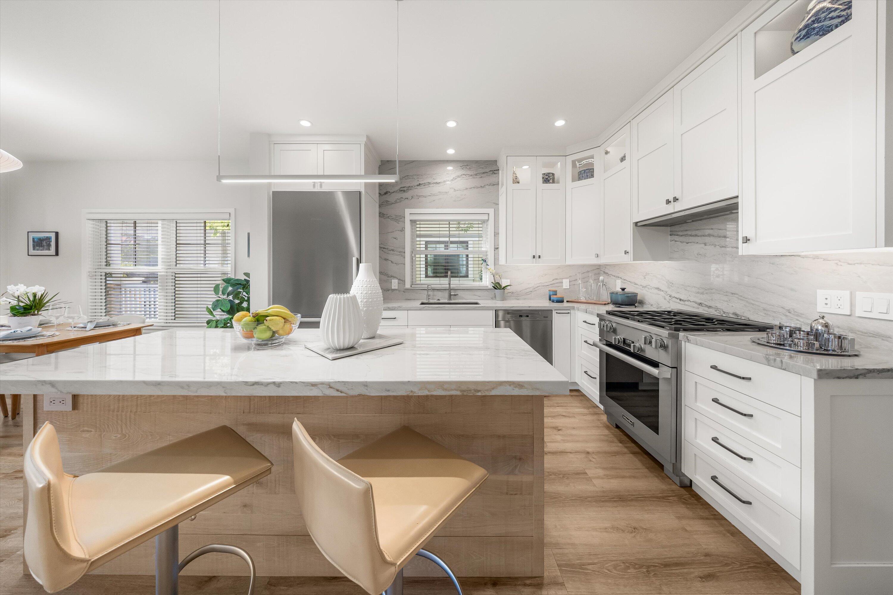 601 E Micheltorena 3