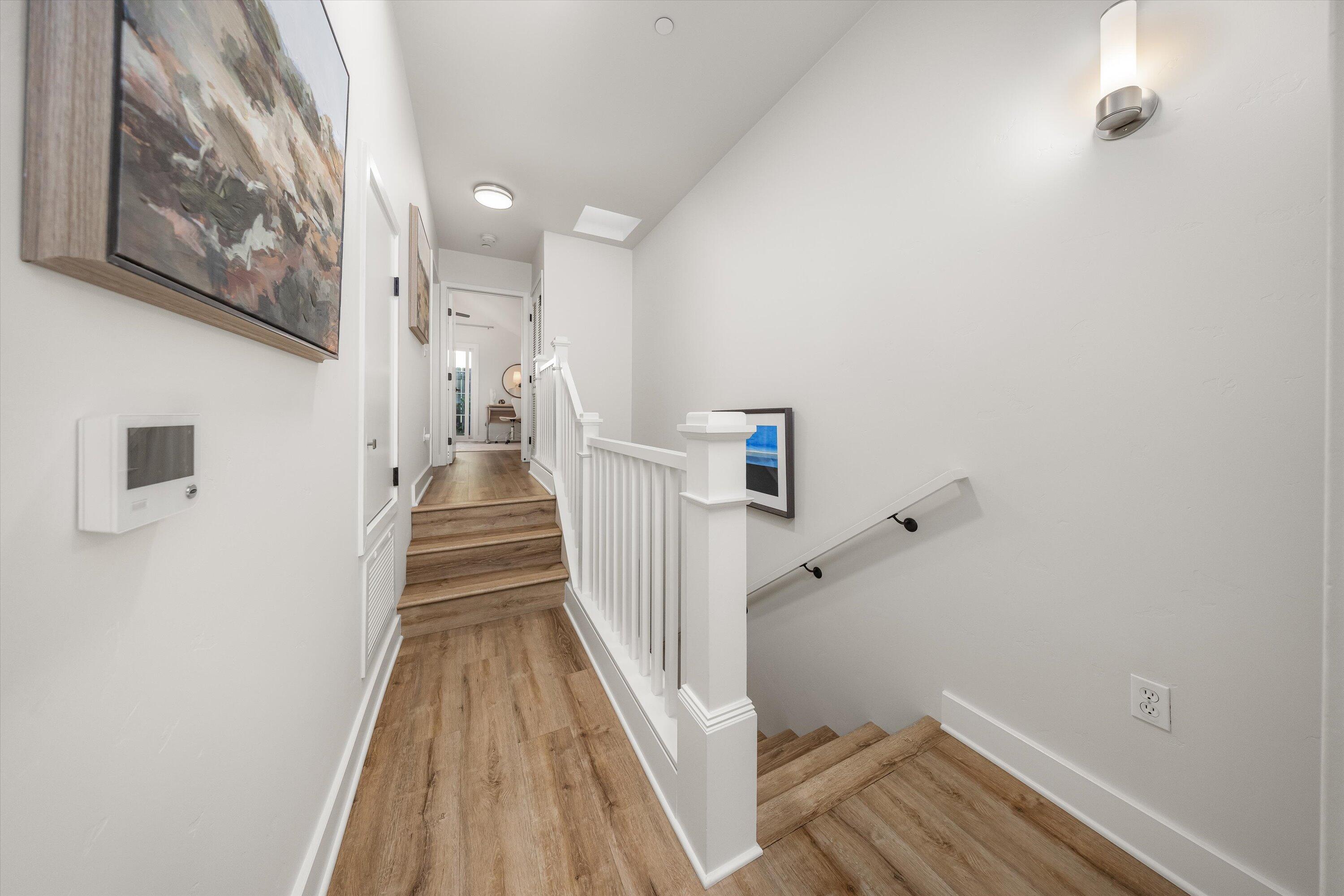 601 E Micheltorena 3