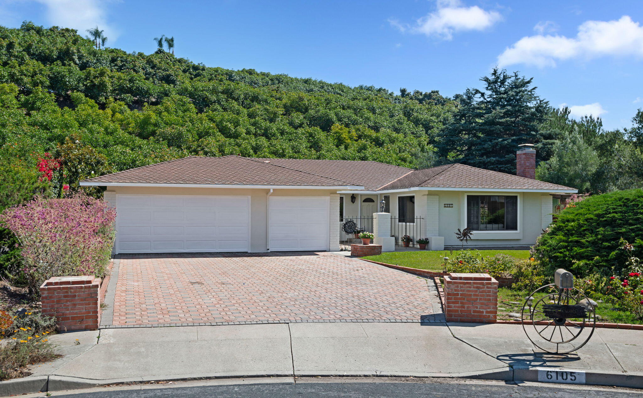 6105 Manzanillo Drive
