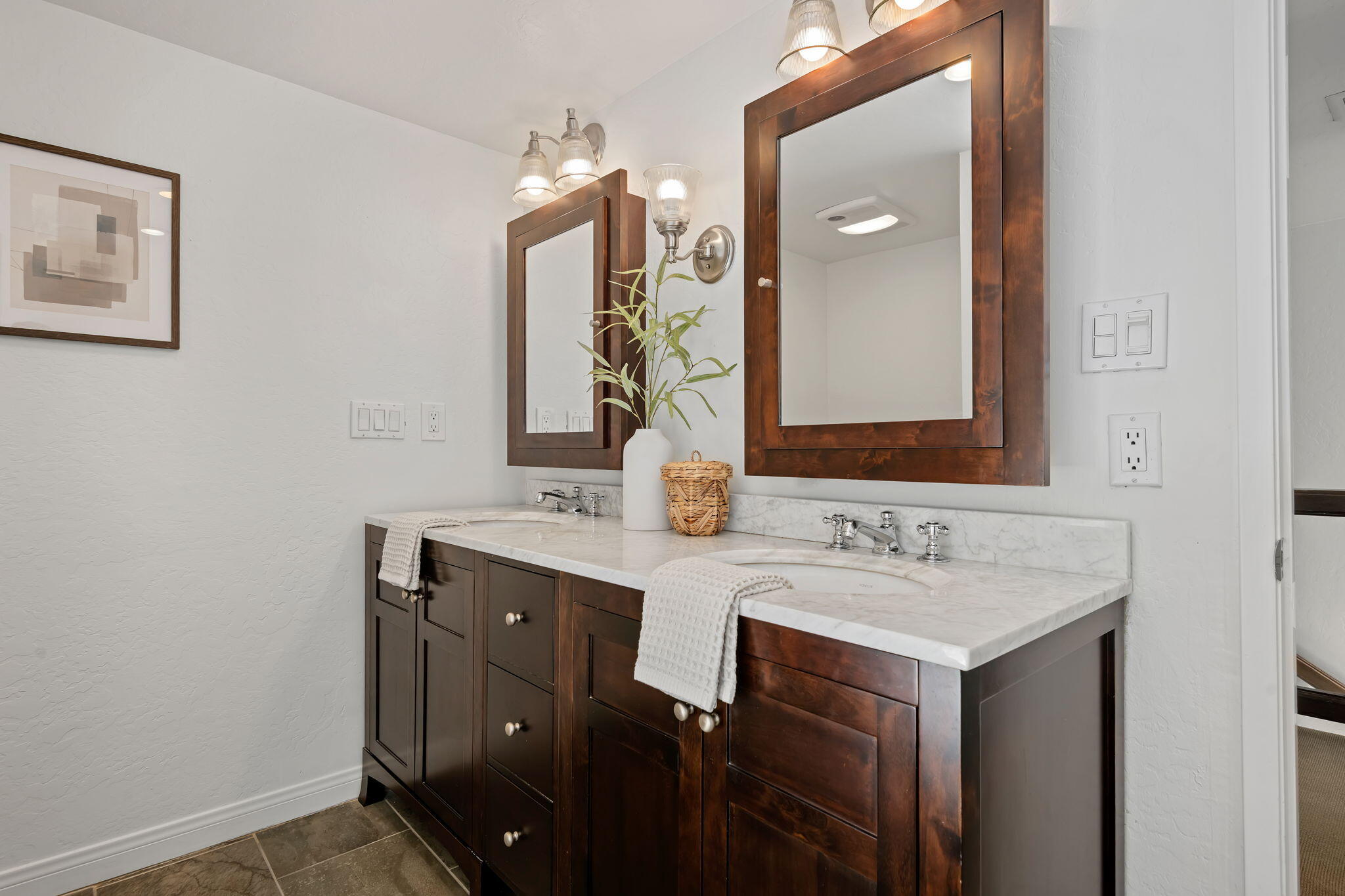 2012 Castillo Street Apt B