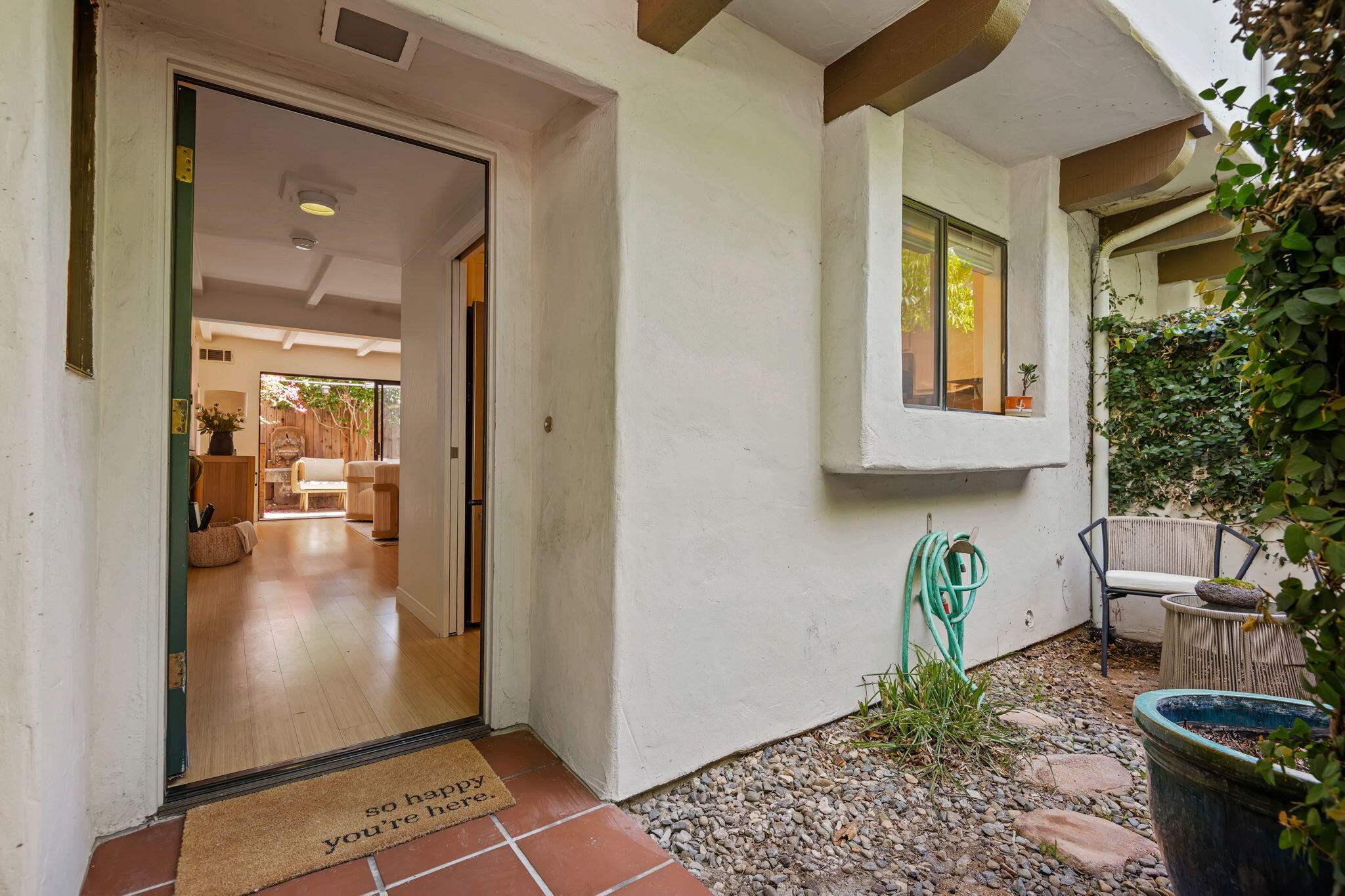 2012 Castillo Street Apt B