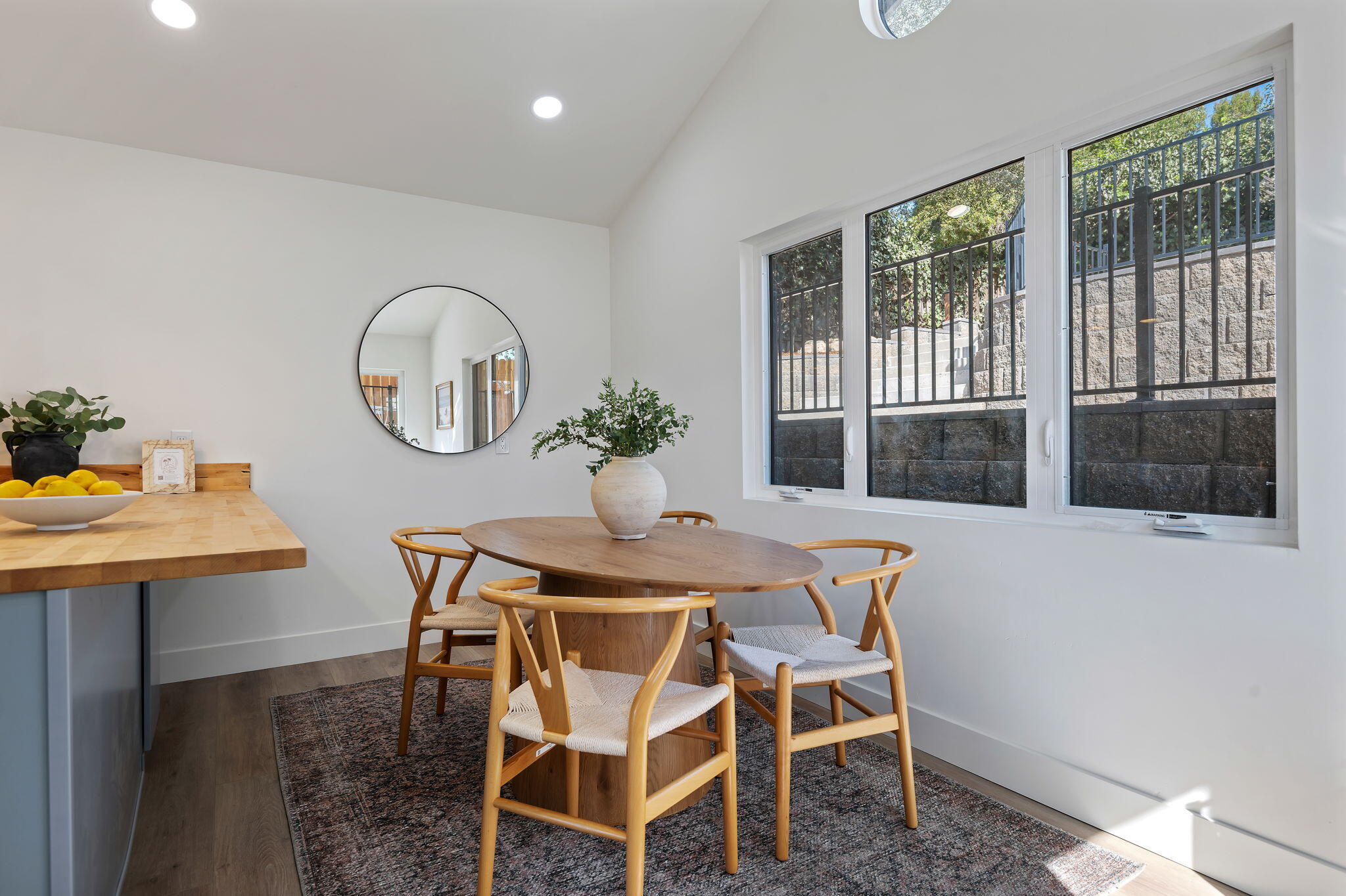 2848 Foothill Road