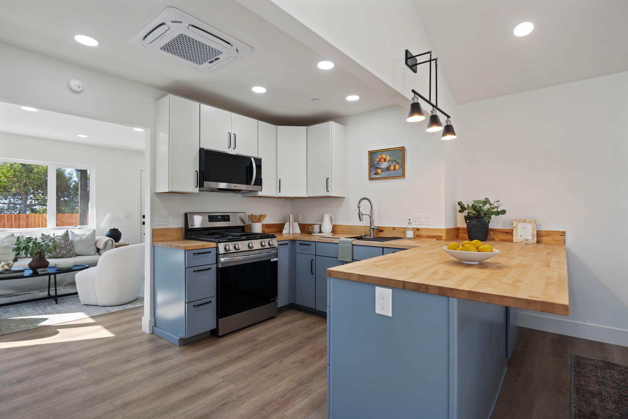 2848 Foothill Road
