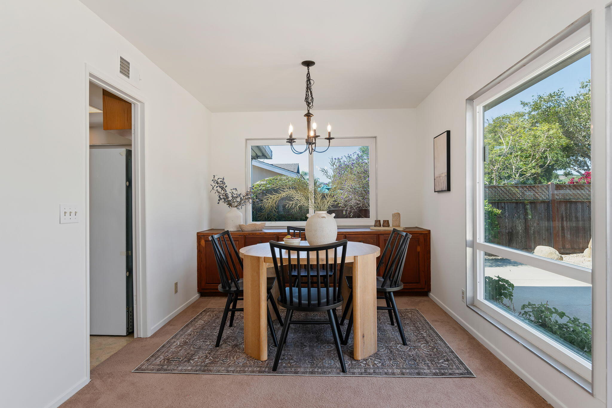 6440 Camino Viviente