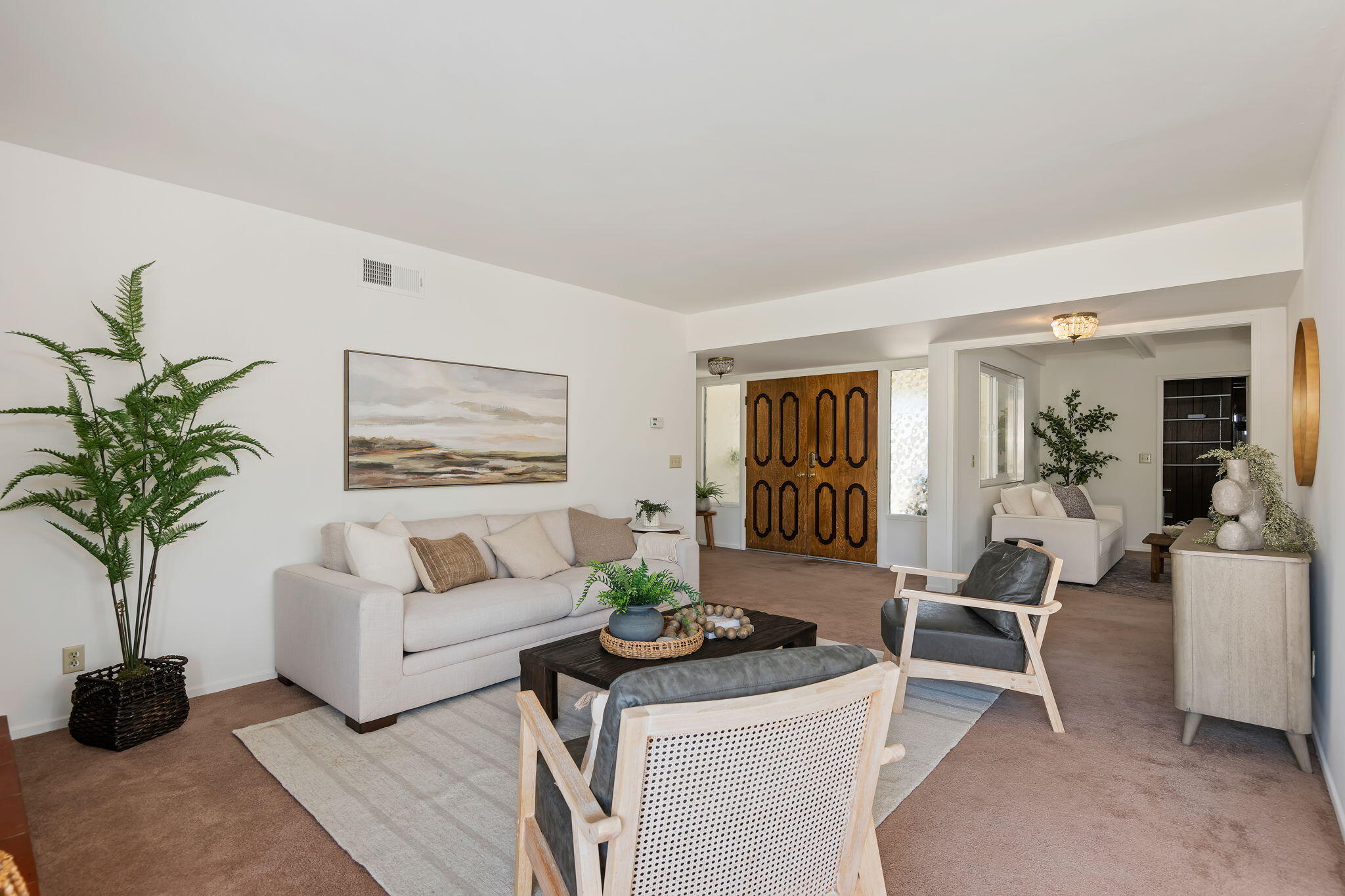 6440 Camino Viviente