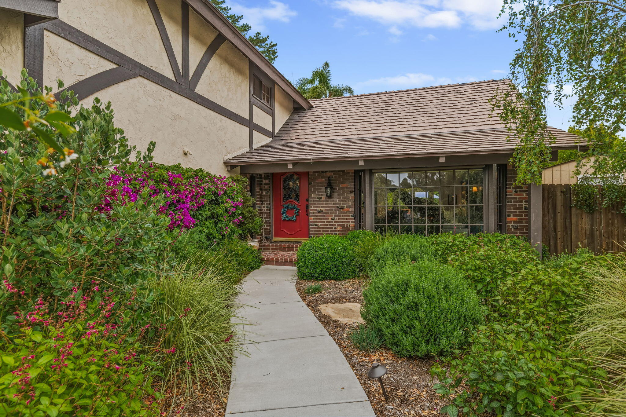 1504 Live Oak Lane