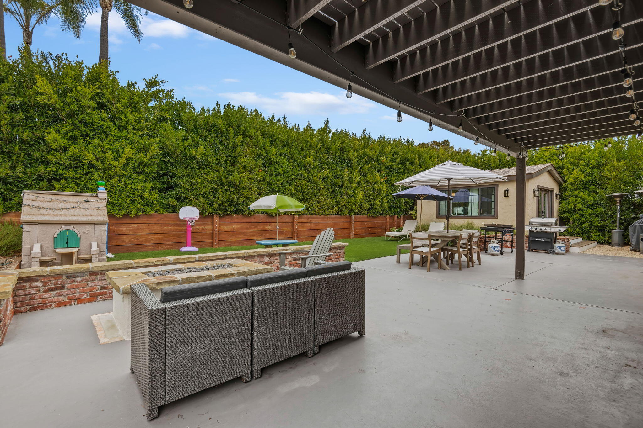 1504 Live Oak Lane
