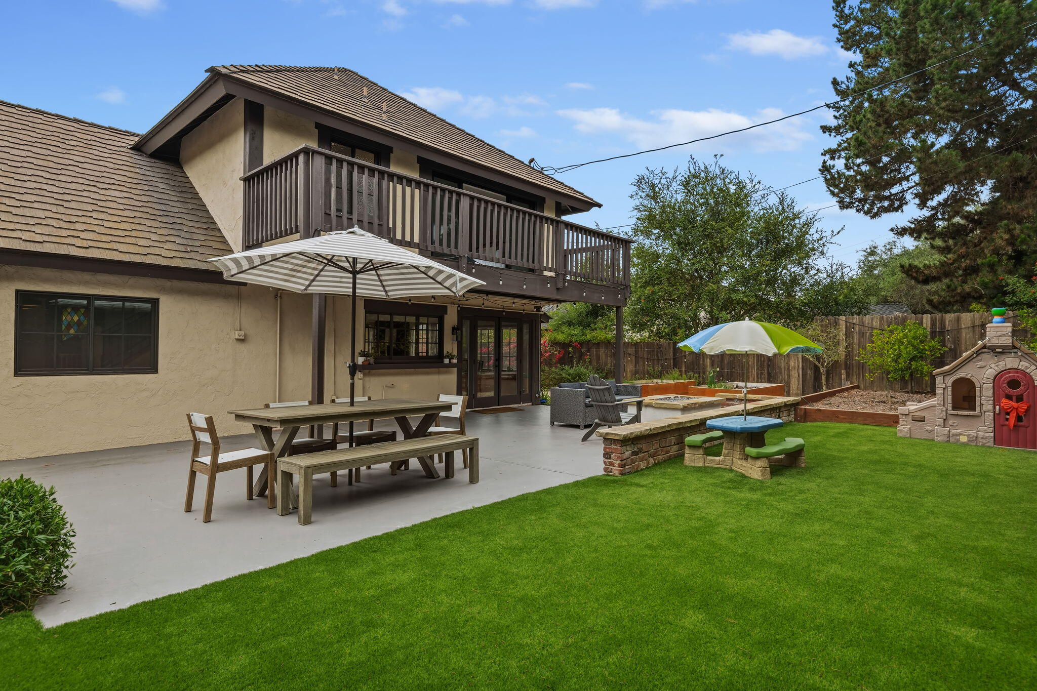 1504 Live Oak Lane