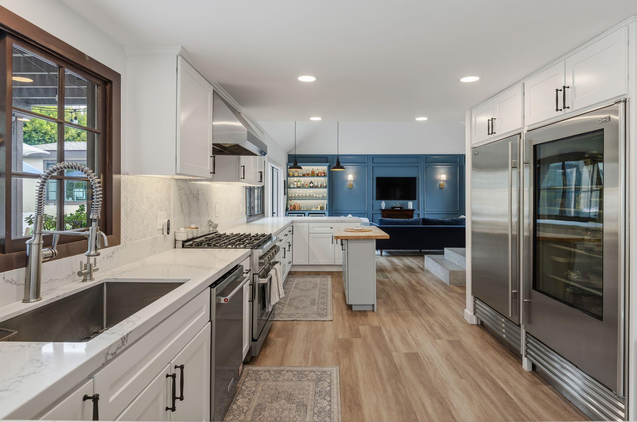 1504 Live Oak Lane