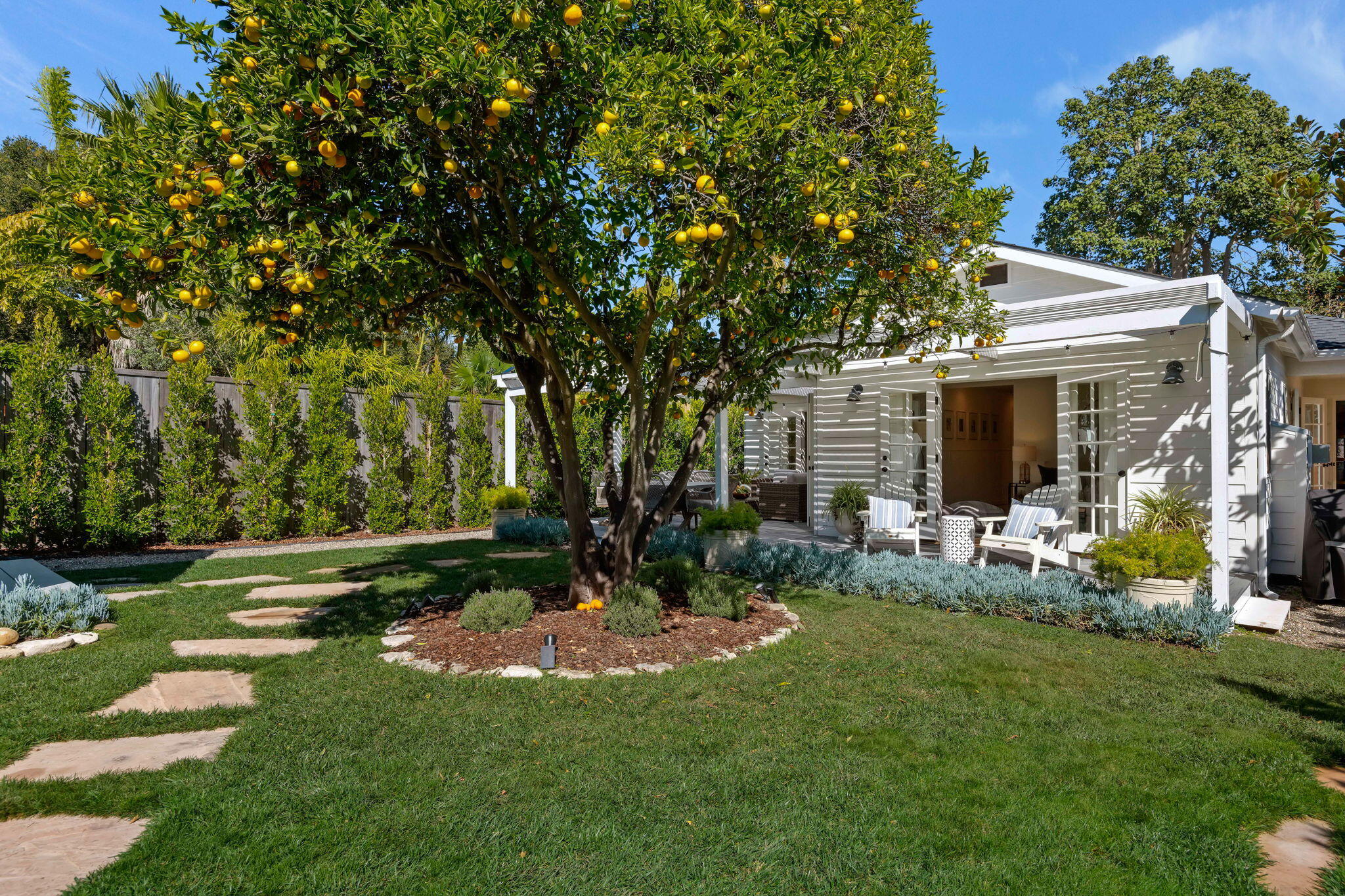 1815 Mountain Avenue