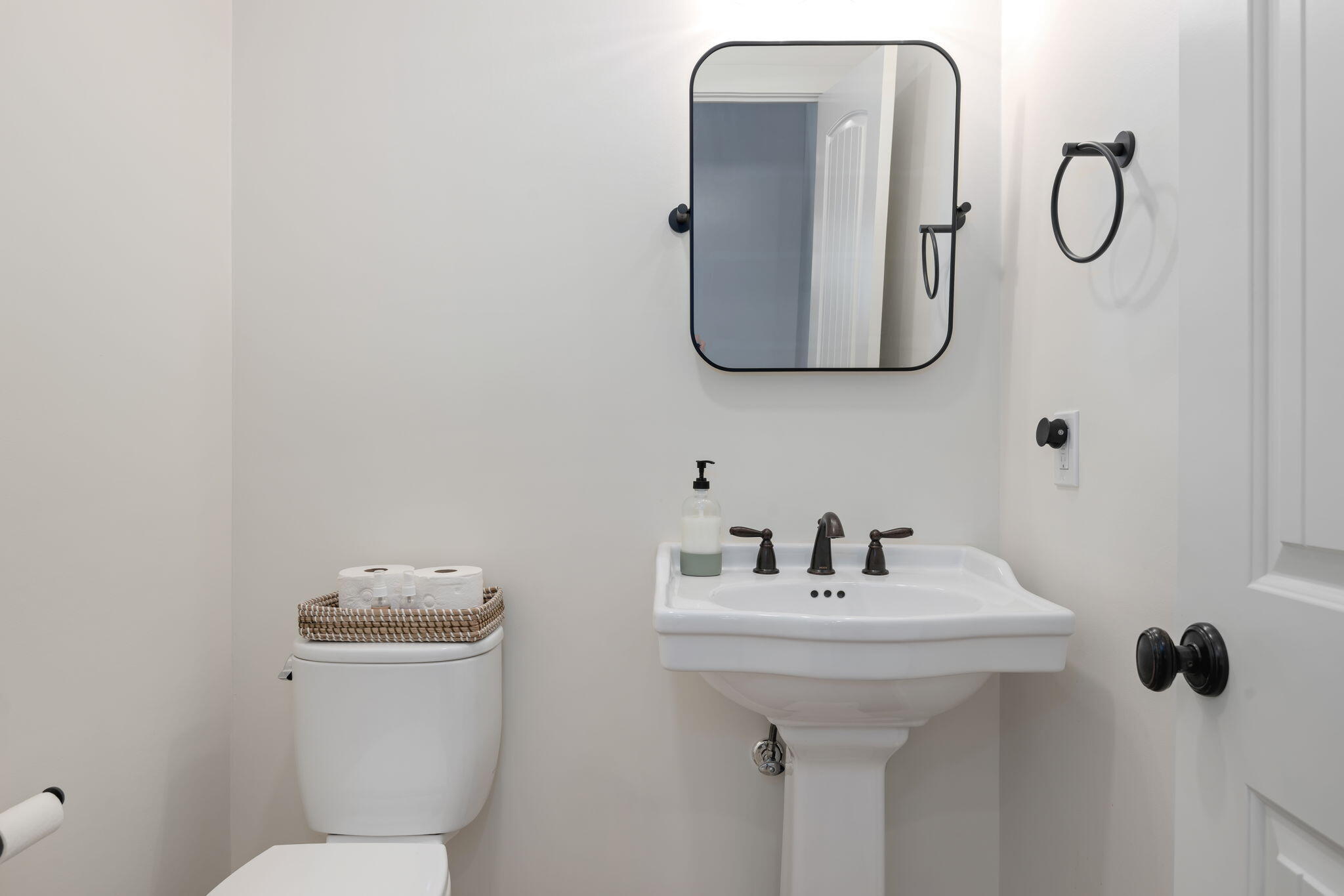 1815 Mountain Avenue