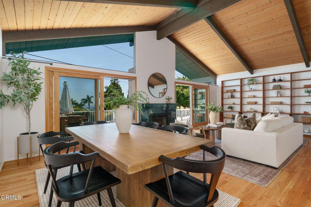 1749 La Coronilla Drive