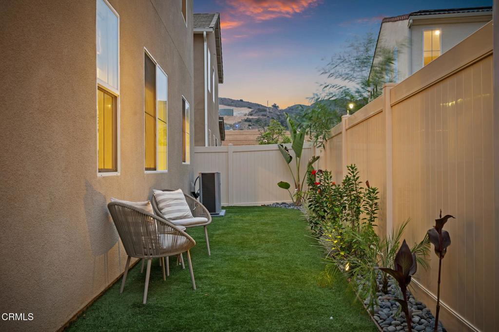 1991 Pomegranate Street