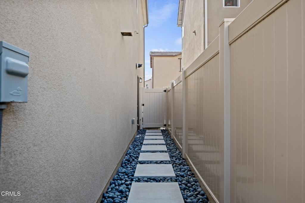 1991 Pomegranate Street