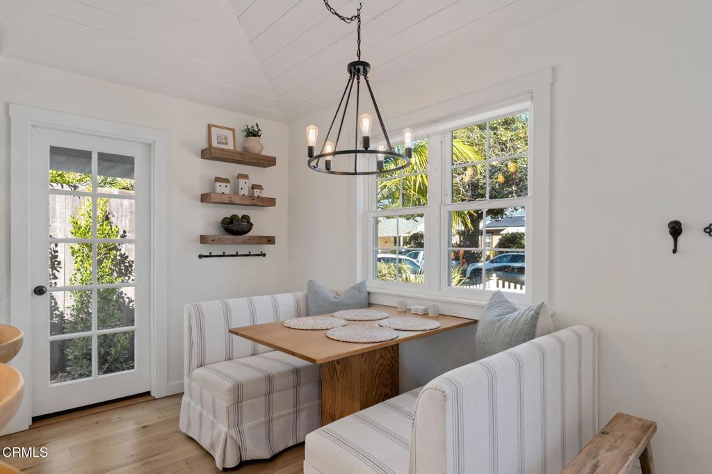 1815 Mountain Avenue