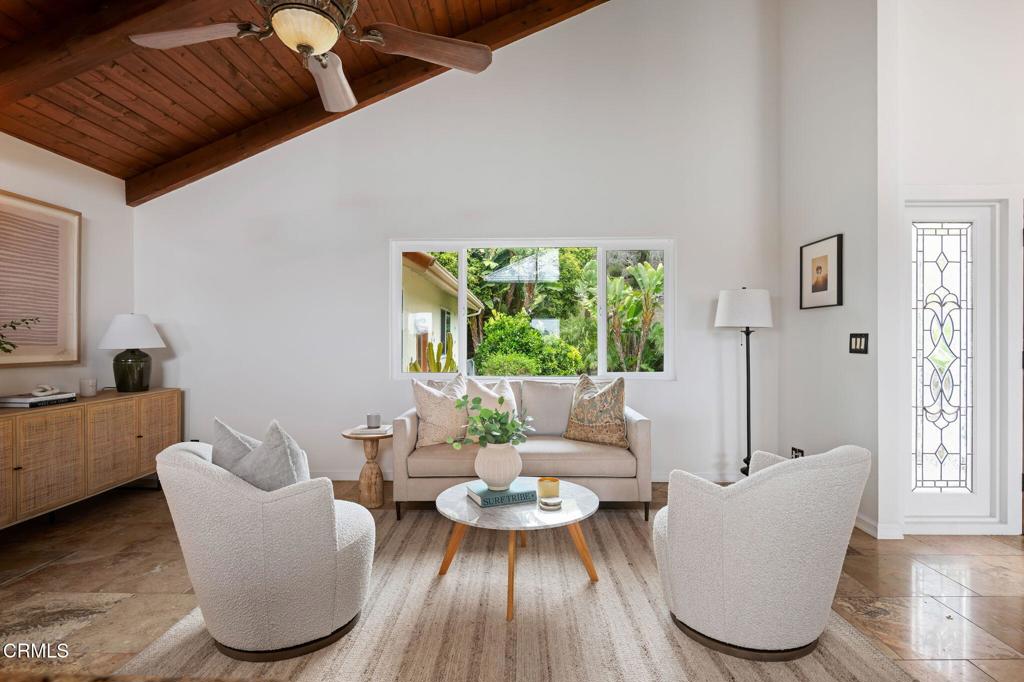 246 Vereda Pradera