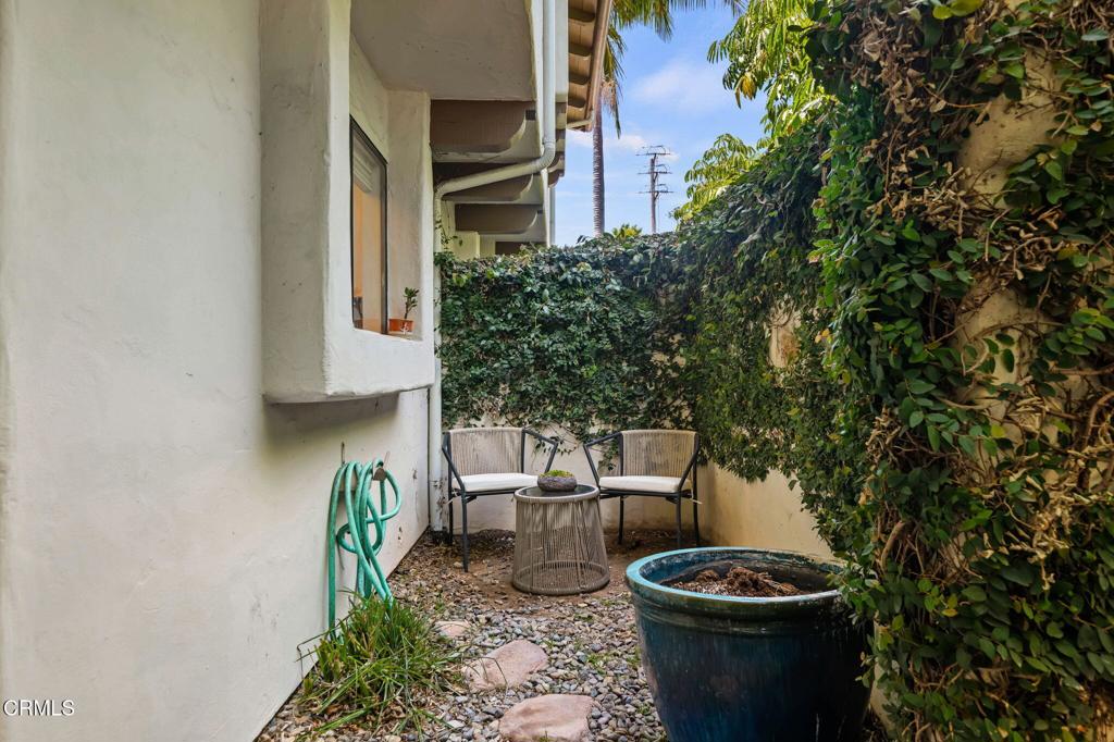 2012 Castillo Street B