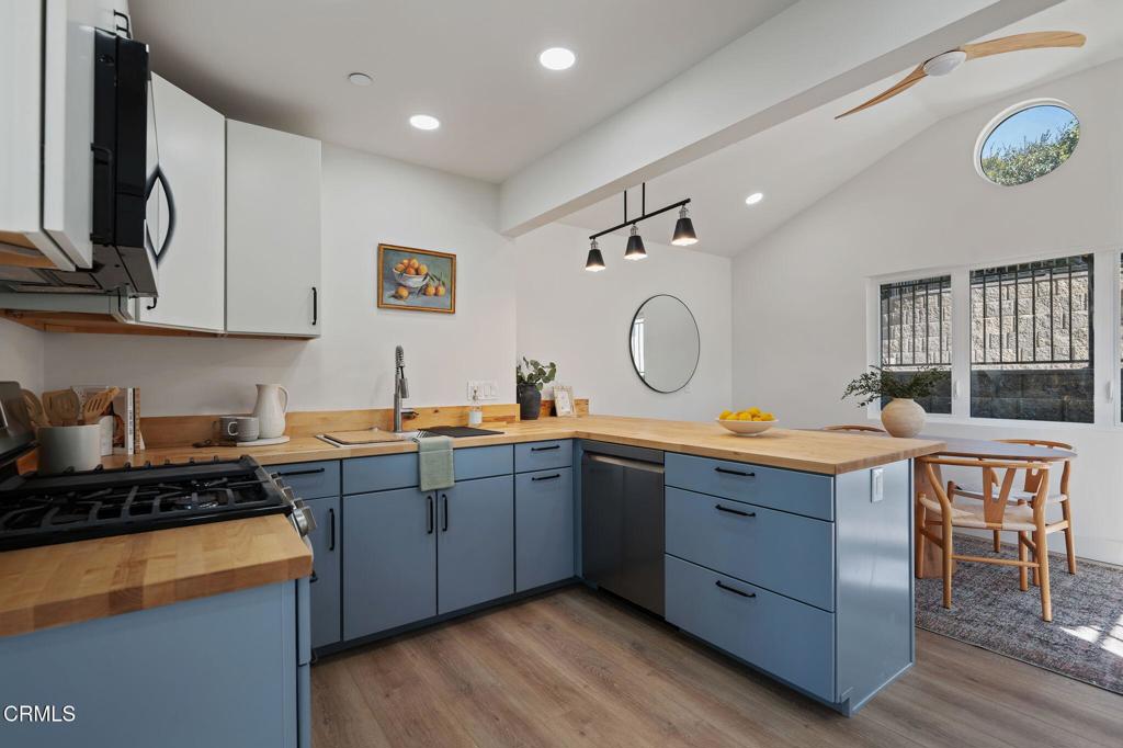 2848 Foothill Road
