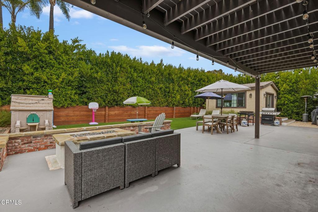1504 Live Oak Lane