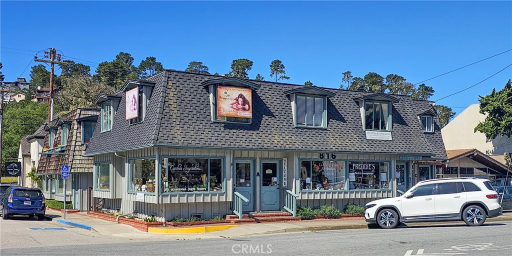 816 Main Street