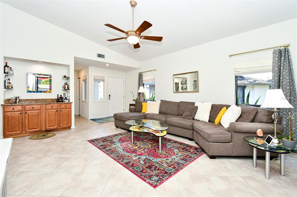 7805 PINE TRACE DRIVE