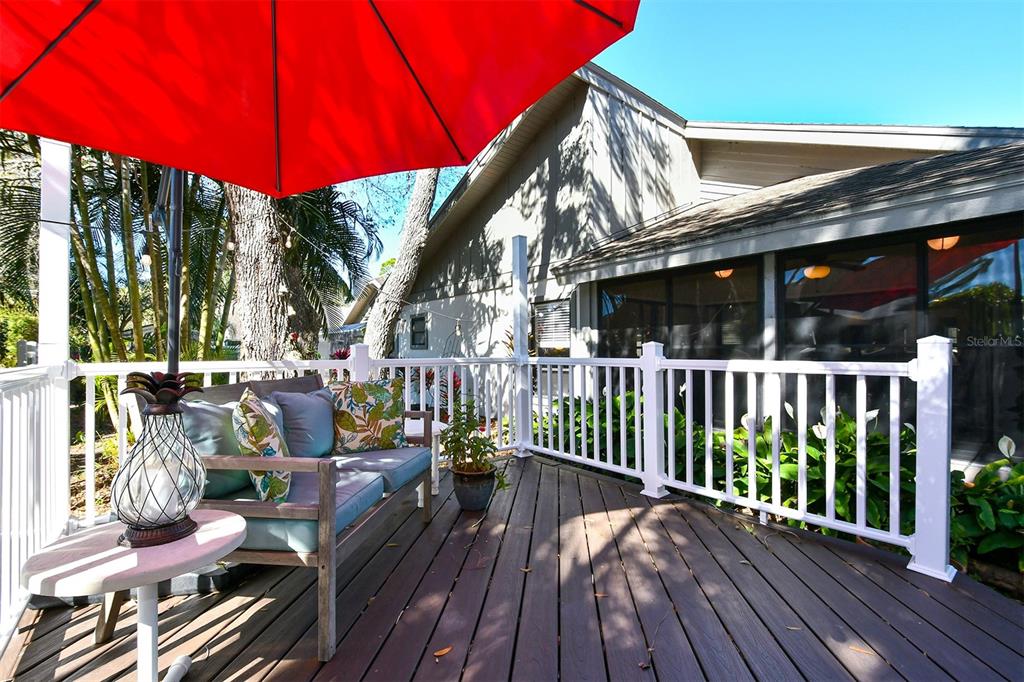 7805 PINE TRACE DRIVE