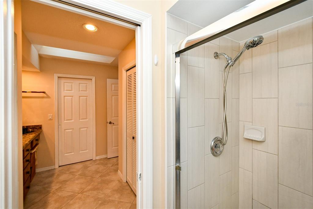 7805 PINE TRACE DRIVE