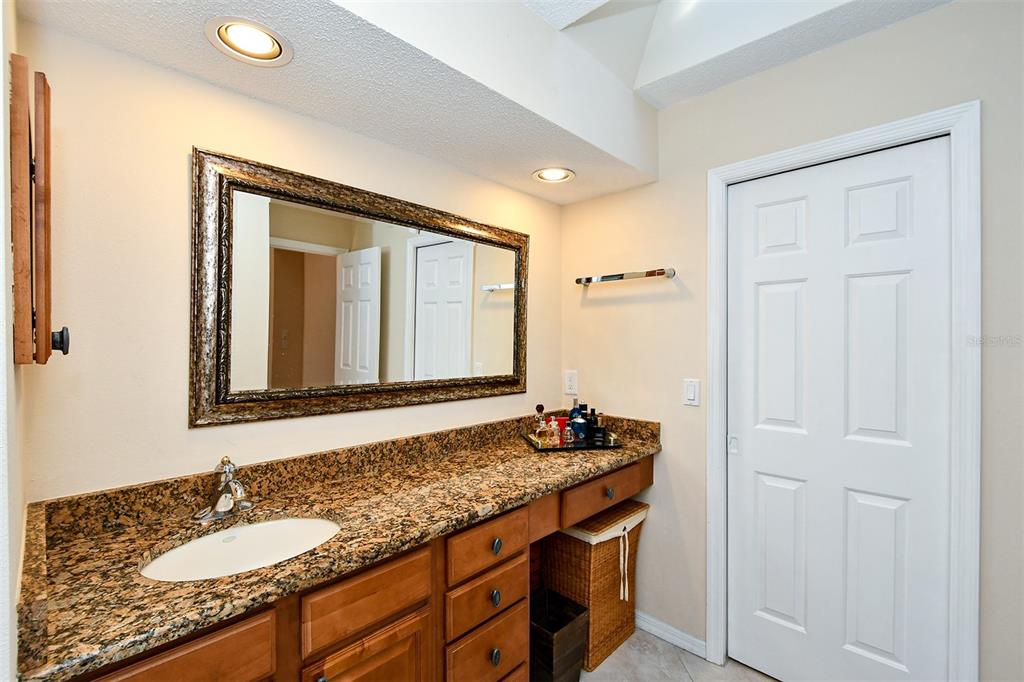 7805 PINE TRACE DRIVE