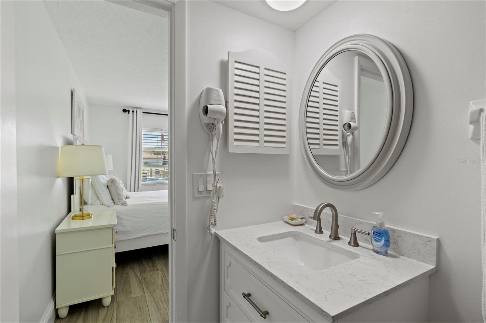 110 VISTA HERMOSA CIR #104B