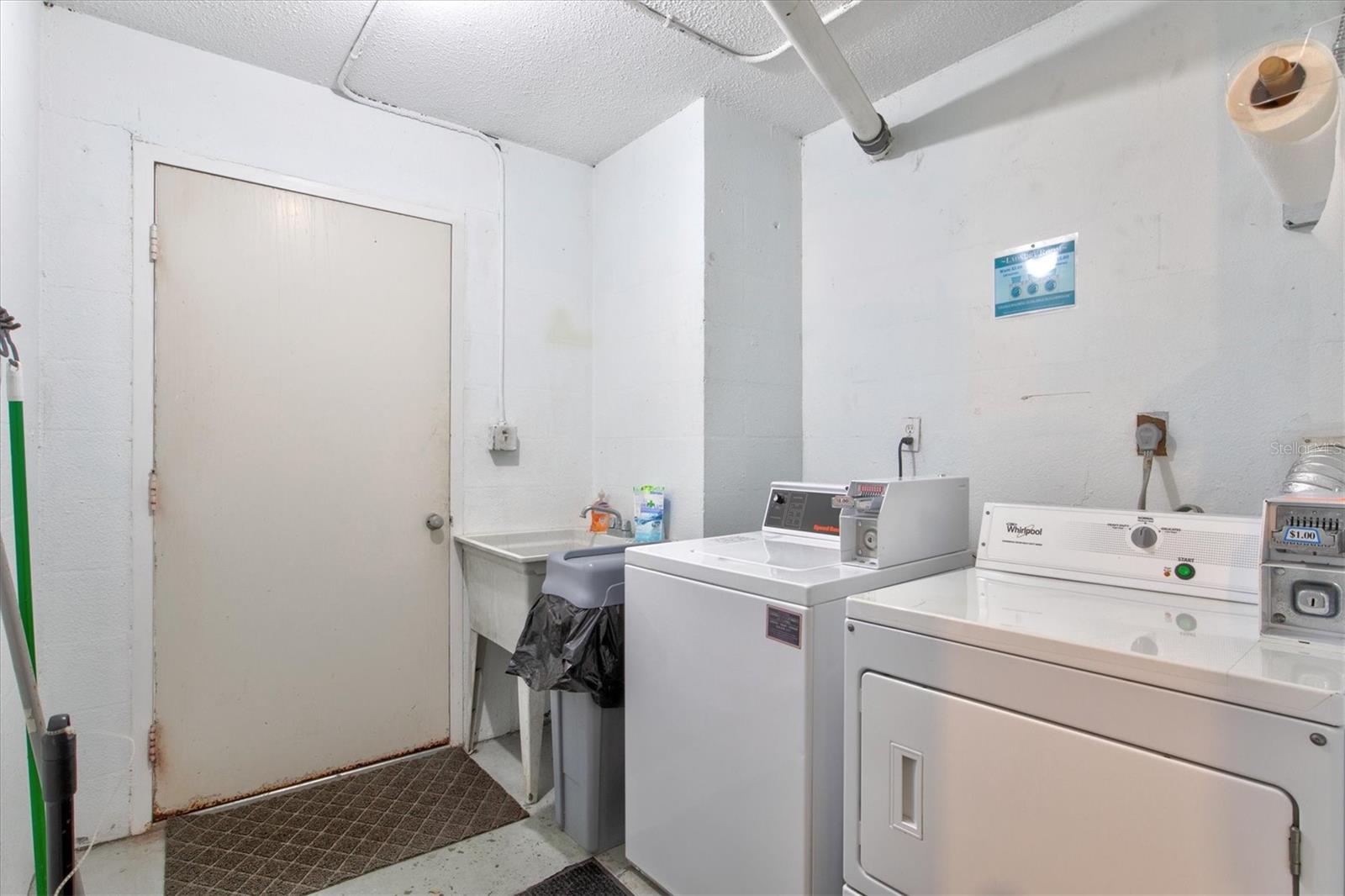 110 VISTA HERMOSA CIR #104B