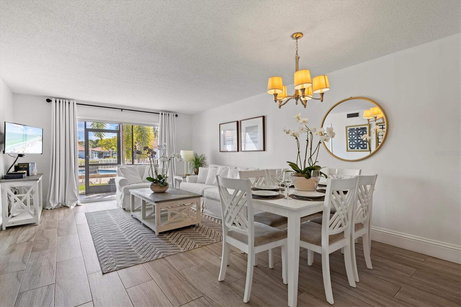 110 VISTA HERMOSA CIR #104B