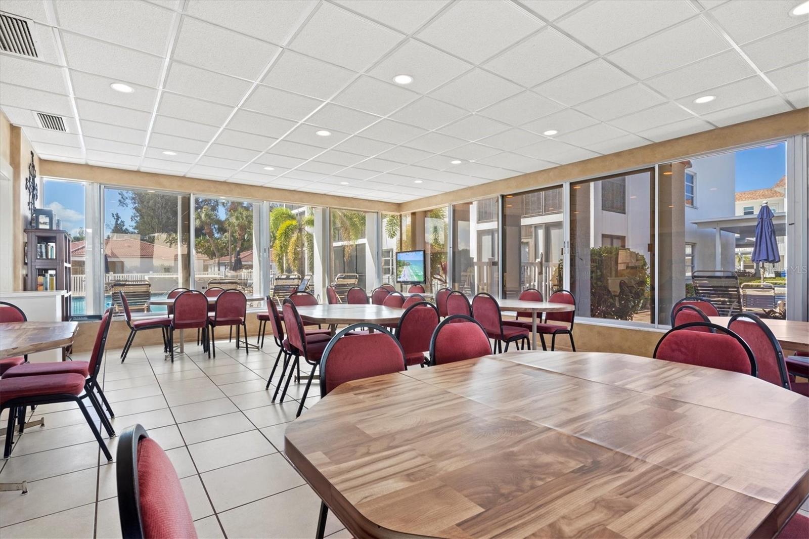 110 VISTA HERMOSA CIR #104B