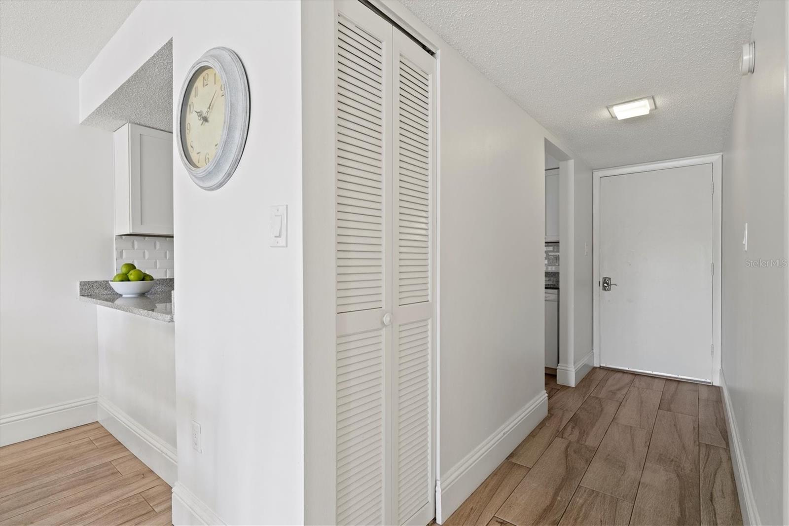 110 VISTA HERMOSA CIR #104B