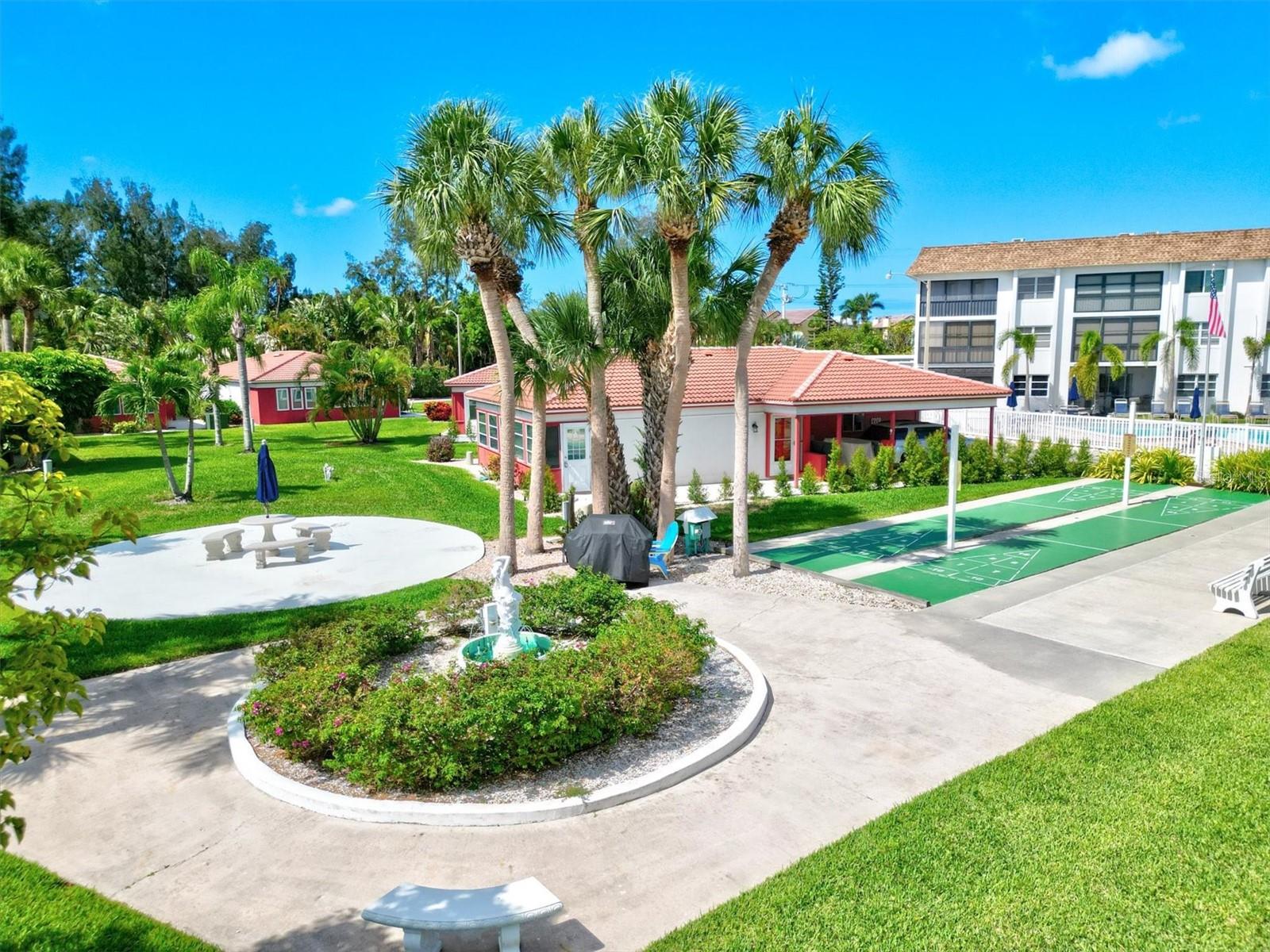 110 VISTA HERMOSA CIR #104B