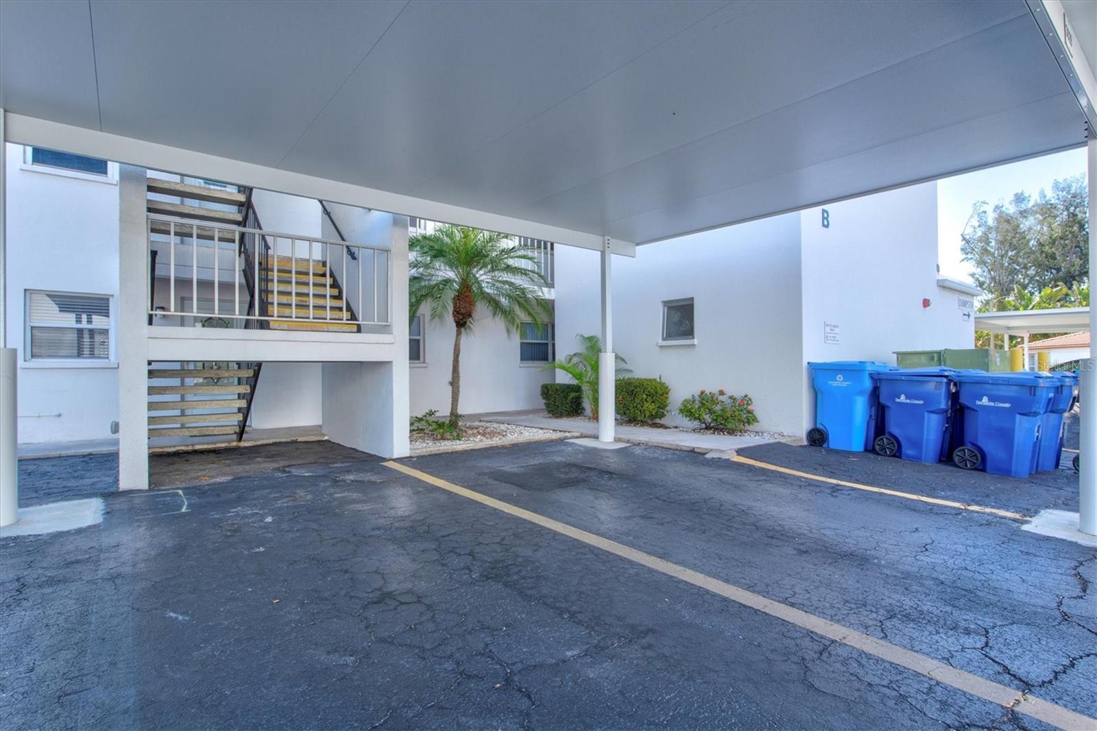 110 VISTA HERMOSA CIR #104B