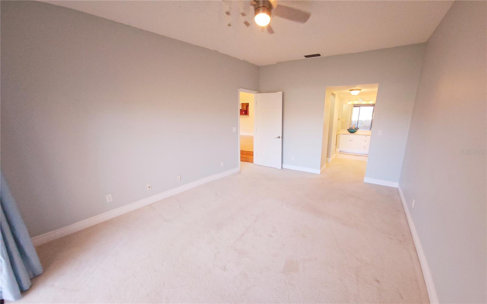 5027 KESTRAL PARK DR #64