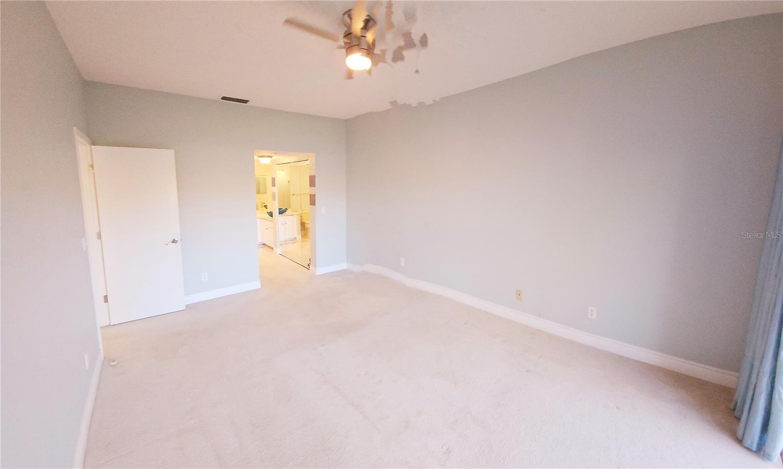 5027 KESTRAL PARK DR #64