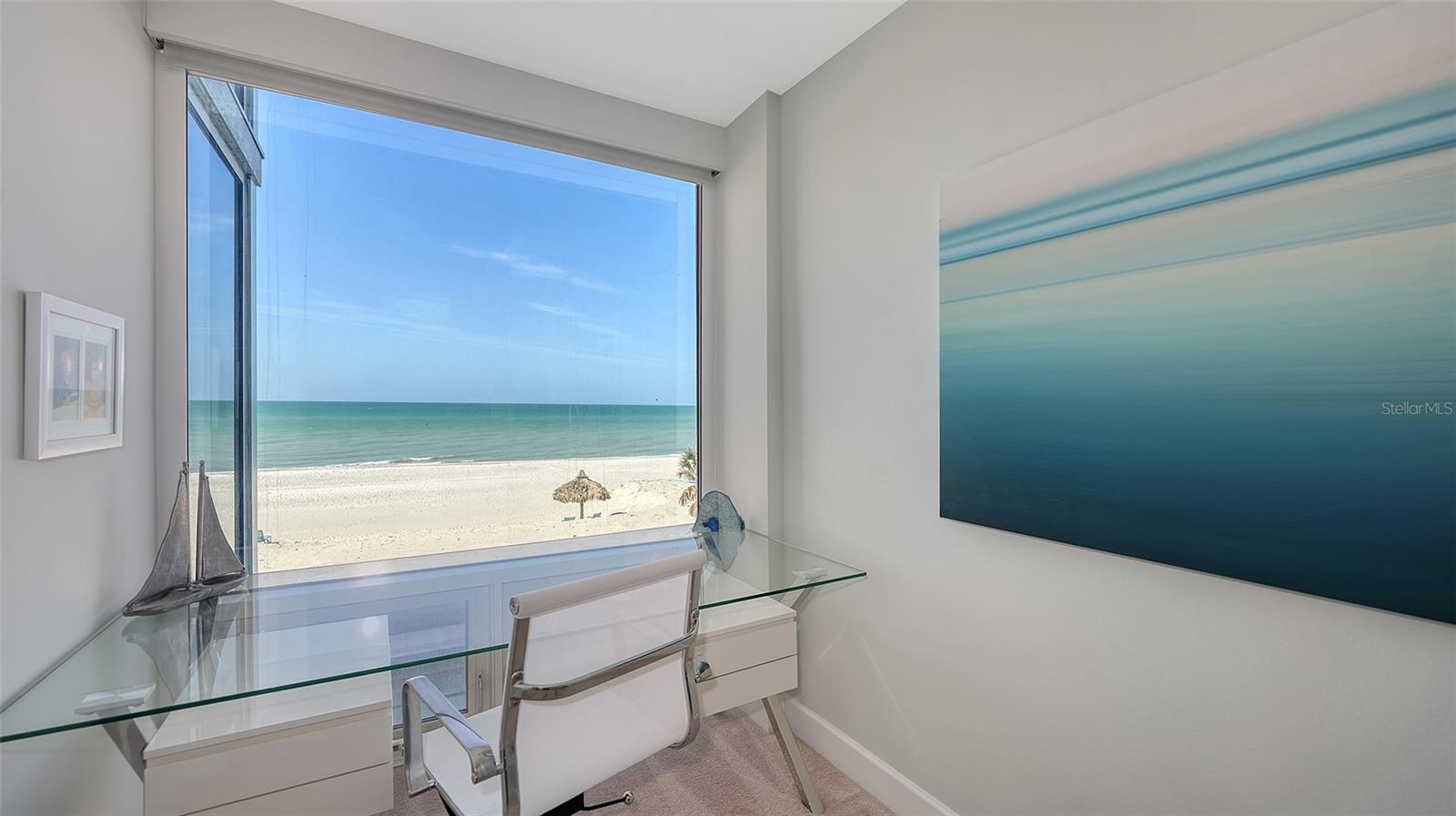 2425 GULF OF MEXICO DR #3E