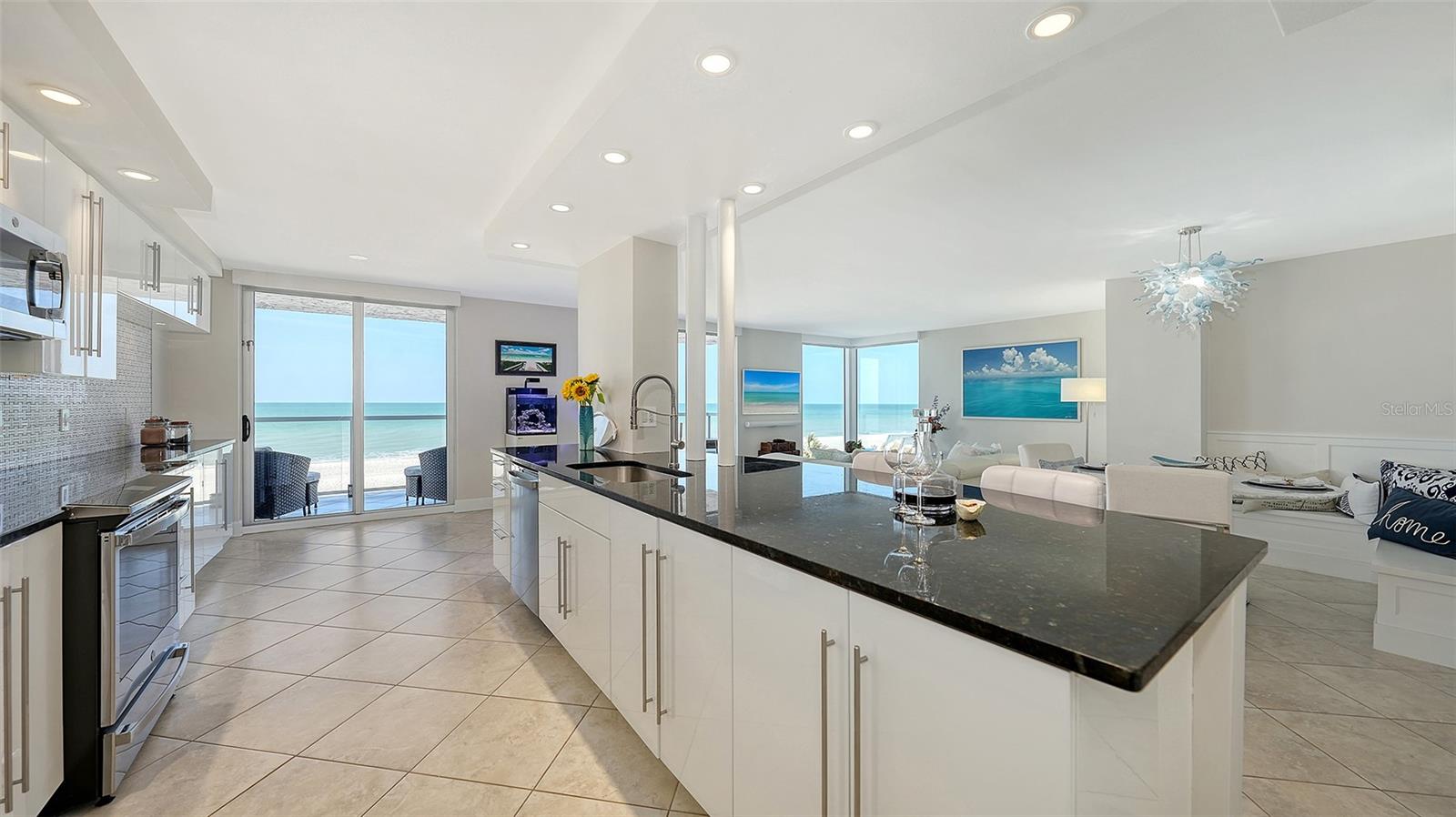 2425 GULF OF MEXICO DR #3E
