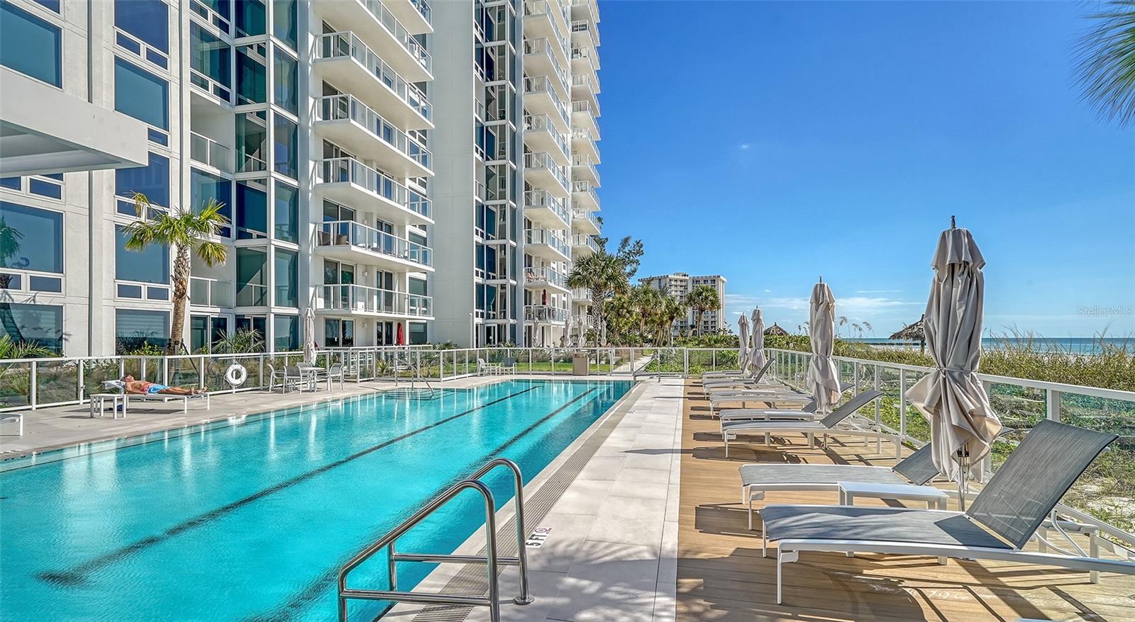 2425 GULF OF MEXICO DR #3E