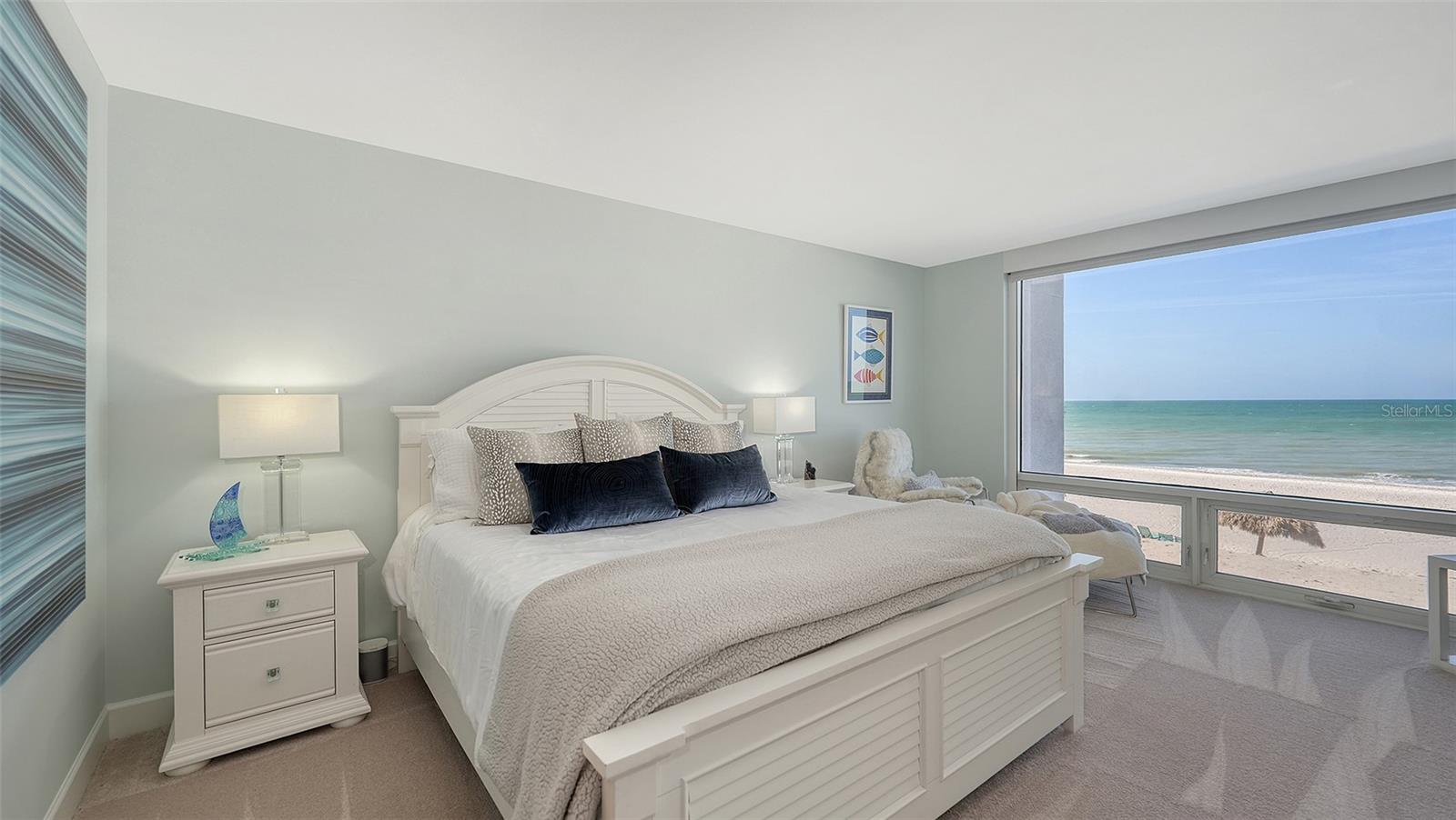 2425 GULF OF MEXICO DR #3E