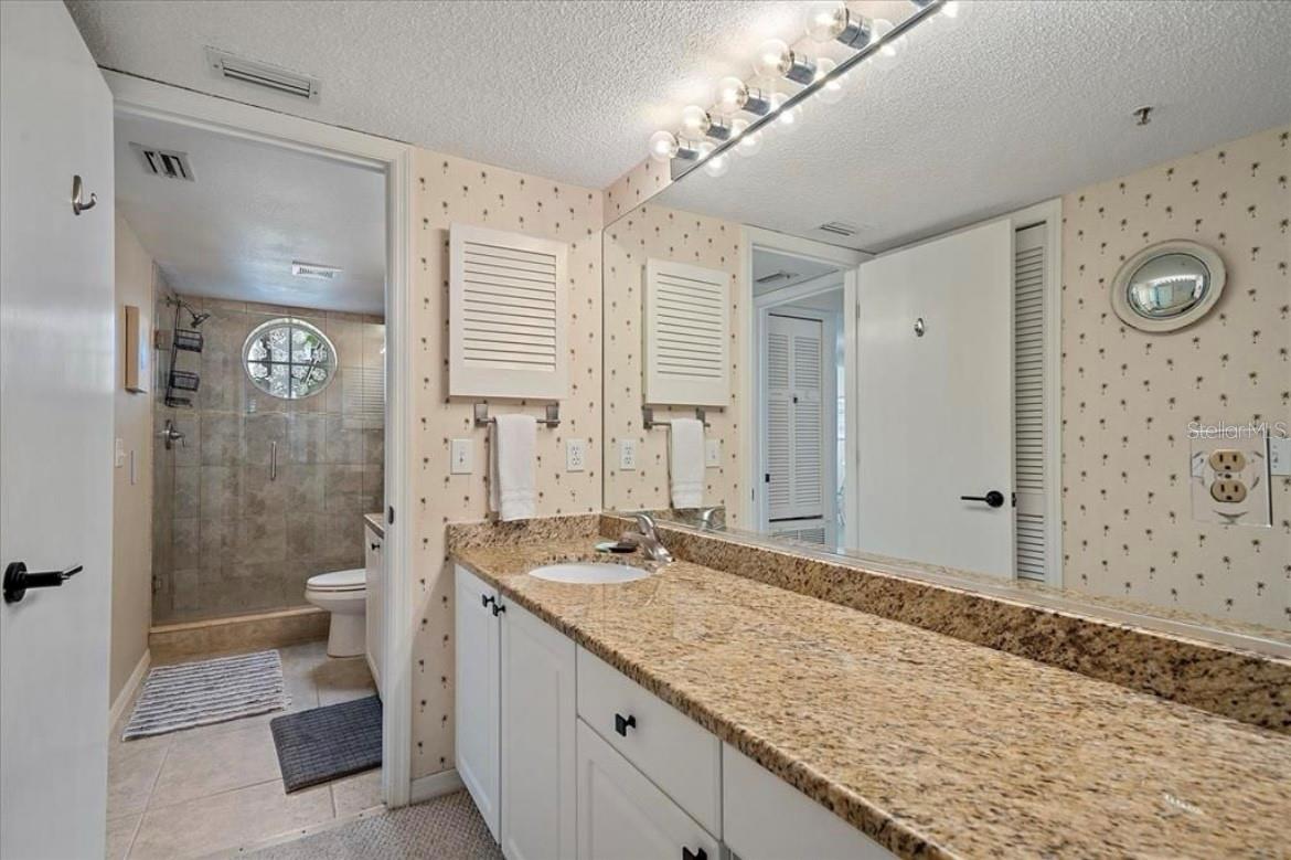 1223 SIESTA BAYSIDE DR #1223