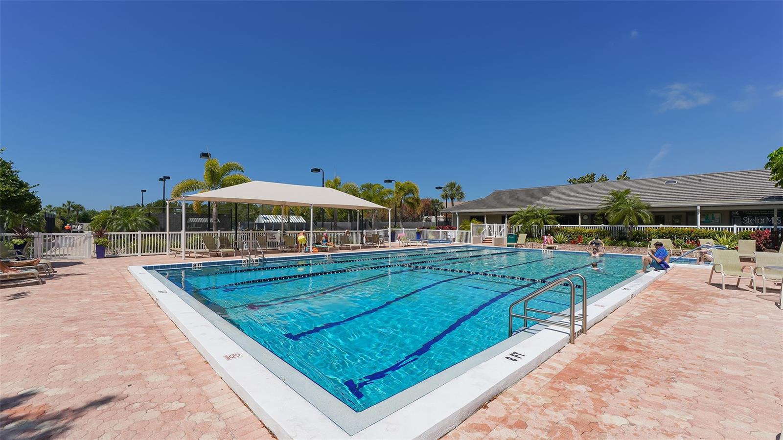 5027 KESTRAL PARK #64