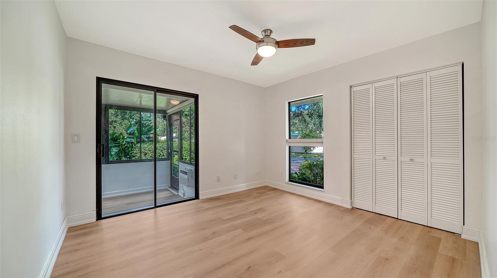 5027 KESTRAL PARK #64